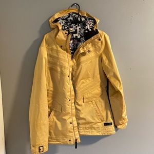 Burton woman’s jacket. Size large